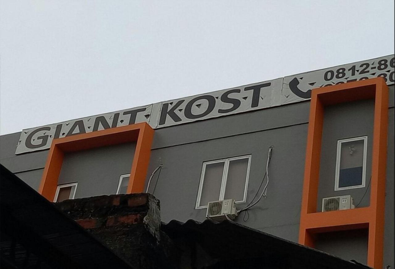 Giant Kost Tangerang Exterior foto